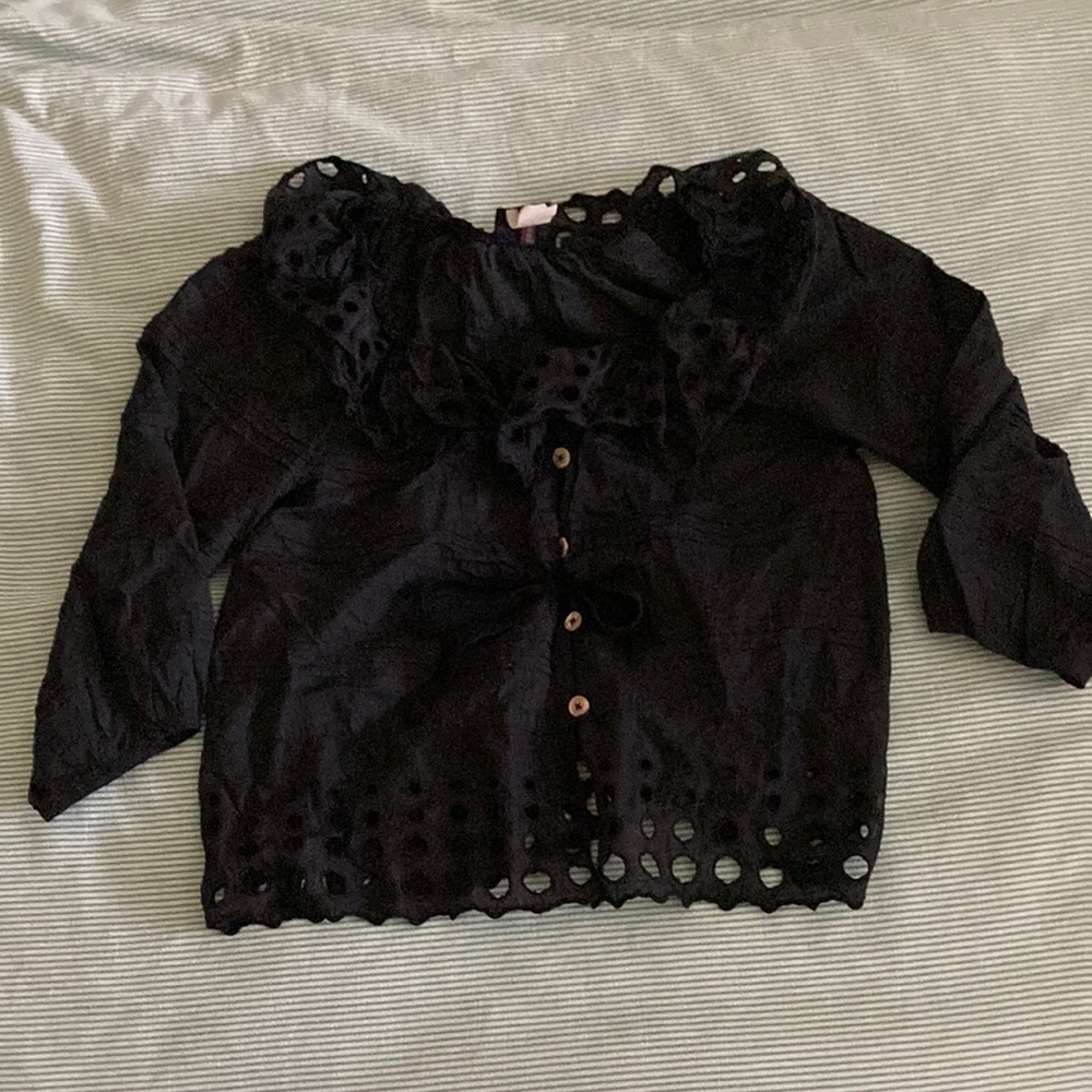 Women black top